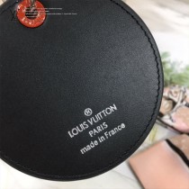MP1988 LV UPSIDE DOWN ILLUSTRÉ 包飾與鑰匙扣