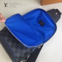 LV-N41719 路易威登新款原版皮Avenue黑格胸包