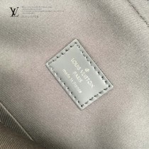 LV-N41719-01 路易威登新款原版皮Avenue黑格胸包