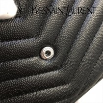 YSL-377828-012 聖邏蘭新款原版皮球紋銀扣信封包