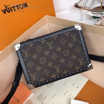 LV-M20101-01  路易威登新款原版皮男士盒子斜背包