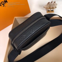 LV-M43681  路易威登新款原版皮男士斜背包