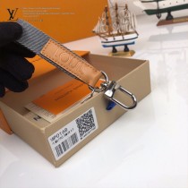 LV-MP0168 路易威登新款原版皮 男士鑰匙扣
