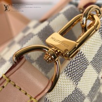 LV-N41579  路易威登新款原版皮走秀系列白格手提斜背水桶包