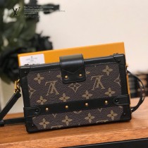 LV-M40273  路易威登專櫃同步原版皮系列女款斜背包