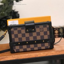 LV-N40273  路易威登新款專櫃同步女款斜背包