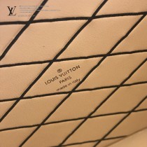 LV-N40273  路易威登新款專櫃同步女款斜背包