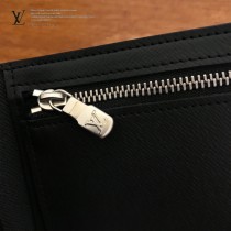LV-M62045  路易威登專櫃同步原版皮系列男士短夾
