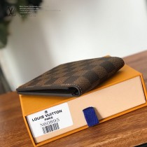 LV-M60895-02  路易威登專櫃同步原版皮系列男士短夾
