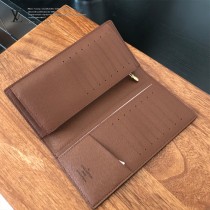 LV-M66540-01  路易威登經典款BRZZA系列男士長夾 西裝夾