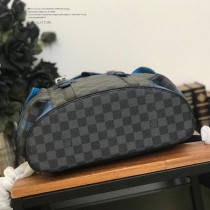 LV-N42422  路易威登新款專櫃同步男士限量雙肩包