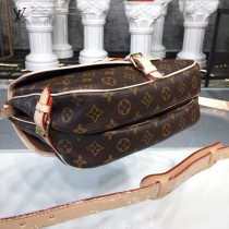 LV-M40710  路易威登新款經典LU SAUMUR中號手袋