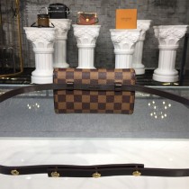 LV-51856  路易威登新款經典棋盤格腰包