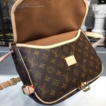 LV-M40710  路易威登新款經典LU SAUMUR中號手袋