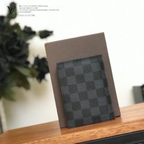 LV-N63117  路易威登新款原版皮卡包