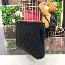 LV-M61692 路易威登新款經典LU POCHETTE VOLGA中號手包