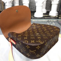 LV-M51242  路易威登新款經典Saint Cloud郵差包