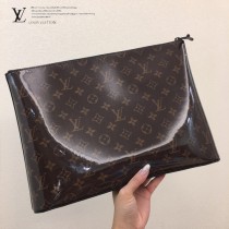 LV-M63271  路易威登新款經典POCHETTE COSMOS手包