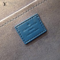 LV-N64032  路易威登新款經典POCHETTE JOUR大號手包