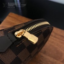 LV-N23345  路易威登新款咖啡格中號手包 化妝包