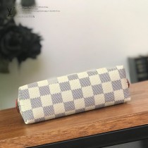 LV-N60024  路易威登新款白格原版皮小號手包化妝包