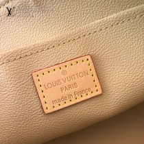 LV-N60024  路易威登新款白格原版皮小號手包化妝包