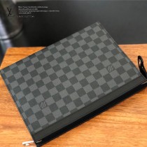 LV-N41696-01  路易威登新款男士手包 化妝包