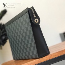 LV-N41696-01  路易威登新款男士手包 化妝包
