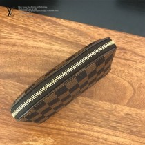 LV-N47516  路易威登新款咖啡格原版皮小號手包化妝包
