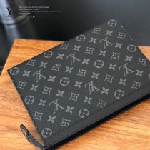 M61692-4  新款  黑花系列 男士手包 化妝包