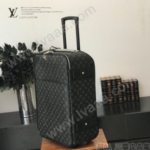 M23250-1   經典款 黑花 限量版原單拉桿箱