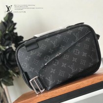M42906-01 新款 黑花原版皮男士胸包 腰包