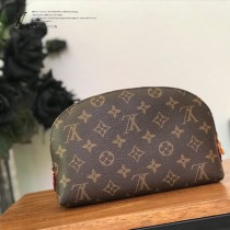 M47353 新款 中號老花原版皮手包化妝包