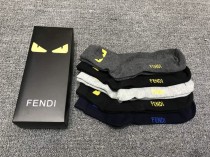 FENDI（芬迪）經典小怪中筒襪