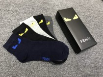 FENDI（芬迪）經典小怪中筒襪