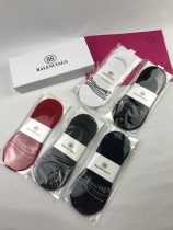 BALENCIAGA（巴黎世家）隱形襪