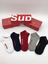 supreme襪子-01  supreme襪子