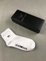 EMPORIO ARMANI（阿瑪尼）官網同步經點款