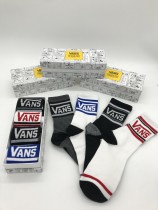 VANS襪子-02  萬斯襪子經典男女情侶棉襪