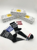 VANS襪子-02  萬斯襪子經典男女情侶棉襪