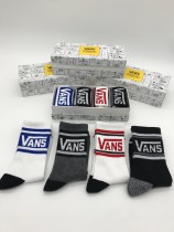VANS襪子-02  萬斯襪子經典男女情侶棉襪