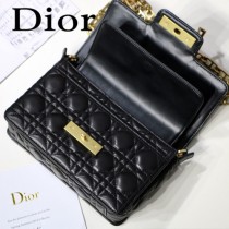 Dior-016   迪奧新款原版皮链条斜挎包
