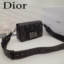 Dior-013  迪奧新款原版皮小母牛柔軟手提包