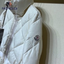 Moncler蒙口   秋冬  18新款  Mary 蕾絲花邊袖羽絨服