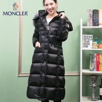 Moncler-02   蒙口女款加長款羽絨服