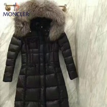 Moncler-02   蒙口女款加長款羽絨服