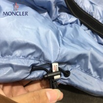 Moncler-07   蒙口LAMAR滑雪系列拼色短款女士羽絨服