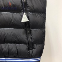 Moncler-028   蒙口最新爆款男士羽絨馬
