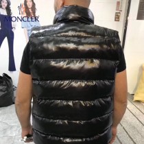 Moncler-026   蒙口經典男羽絨馬甲