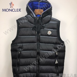 Moncler-029-01   蒙口最新爆款純色連帽男士羽絨馬甲